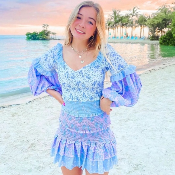 Yvonne & Love DAINTY COQUETTE STYLE DRESS WITH PUFF SLEEVES AND RUFFLES - Picture 2 of 7